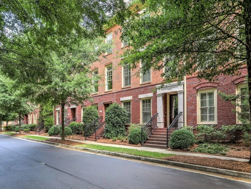 1006 River Vista Drive, Atlanta, Georgia 30339, 4 Bedrooms Bedrooms, ,4 BathroomsBathrooms,Residential,Sold,1006 River Vista Drive,6069269