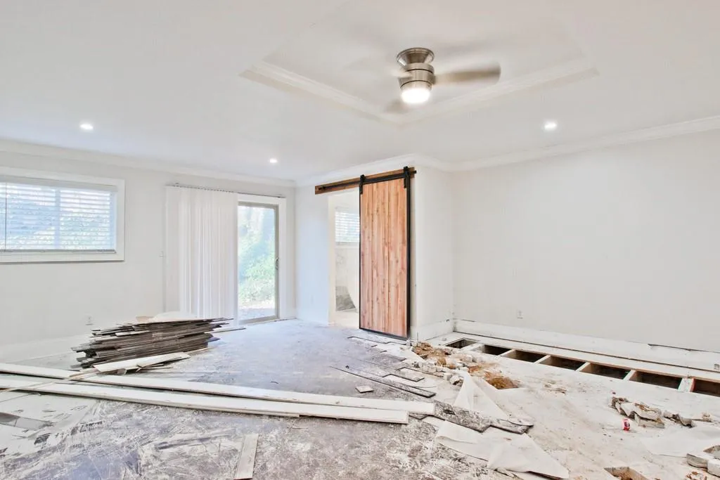 566 Coldstream Court, Sandy Springs, Georgia 30328, 4 Bedrooms Bedrooms, ,3 BathroomsBathrooms,Residential,Sold,566 Coldstream Court,6836088