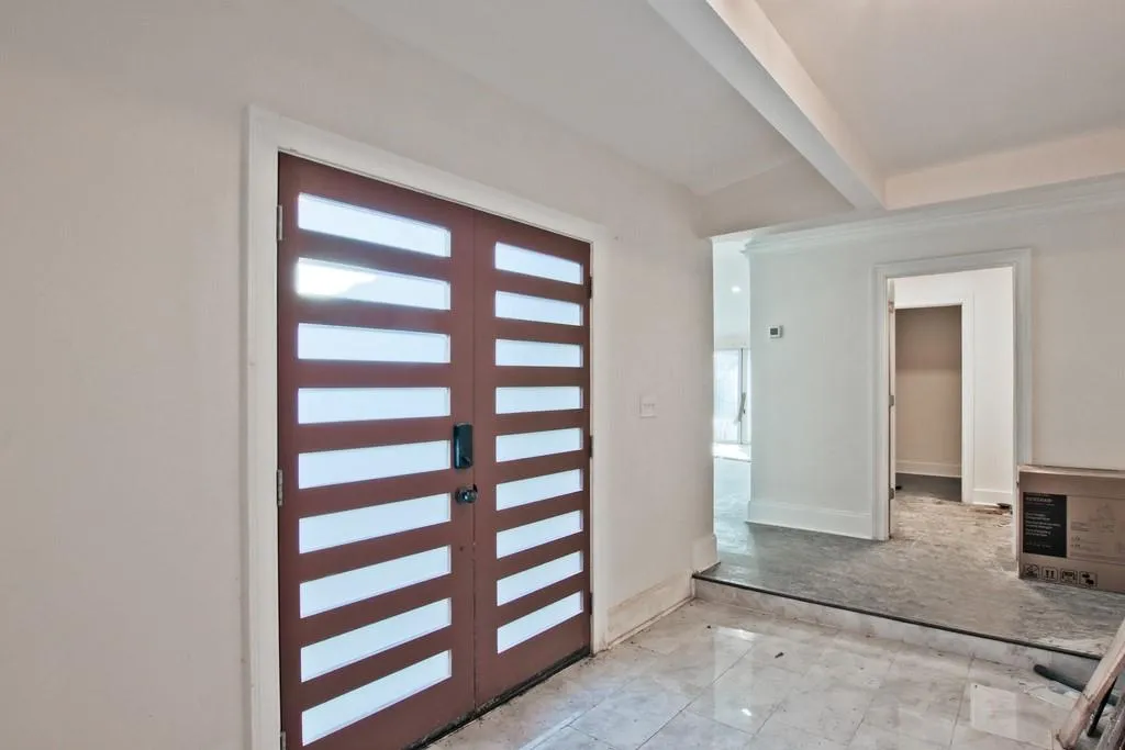 566 Coldstream Court, Sandy Springs, Georgia 30328, 4 Bedrooms Bedrooms, ,3 BathroomsBathrooms,Residential,Sold,566 Coldstream Court,6836088