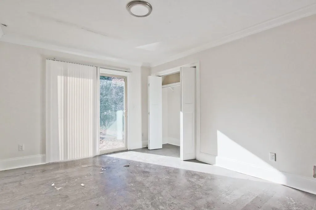 566 Coldstream Court, Sandy Springs, Georgia 30328, 4 Bedrooms Bedrooms, ,3 BathroomsBathrooms,Residential,Sold,566 Coldstream Court,6836088