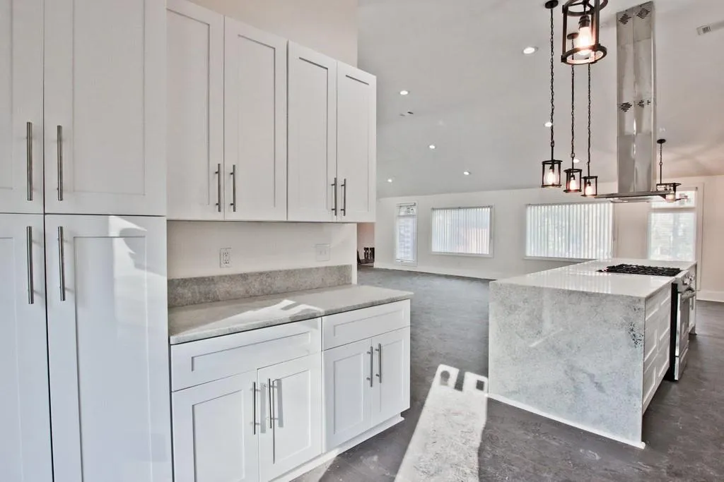 566 Coldstream Court, Sandy Springs, Georgia 30328, 4 Bedrooms Bedrooms, ,3 BathroomsBathrooms,Residential,Sold,566 Coldstream Court,6836088