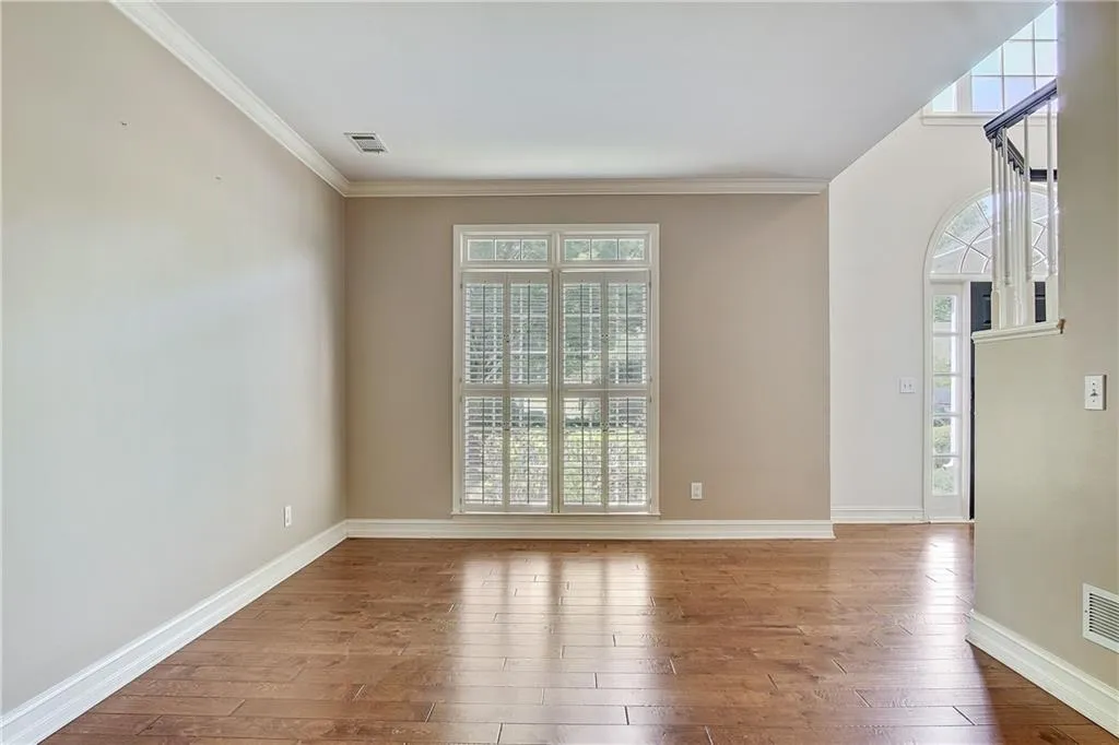 232 Spalding Gates Drive, Sandy Springs, Georgia 30328, 3 Bedrooms Bedrooms, ,2 BathroomsBathrooms,Residential,Sold,232 Spalding Gates Drive,6712187