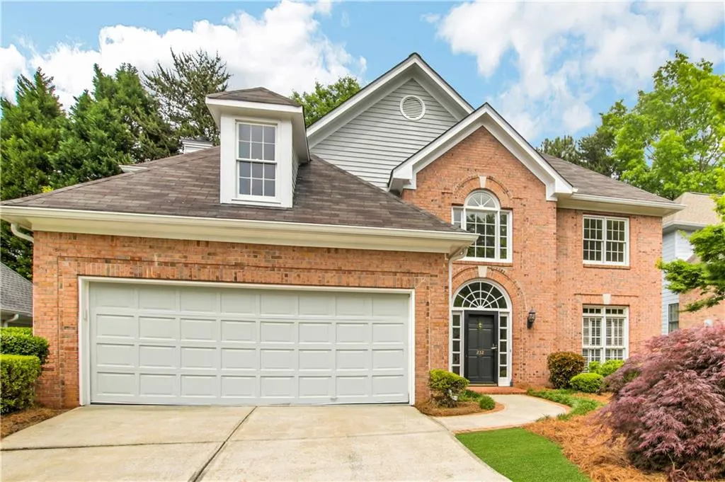 232 Spalding Gates Drive, Sandy Springs, Georgia 30328, 3 Bedrooms Bedrooms, ,2 BathroomsBathrooms,Residential,Sold,232 Spalding Gates Drive,6712187