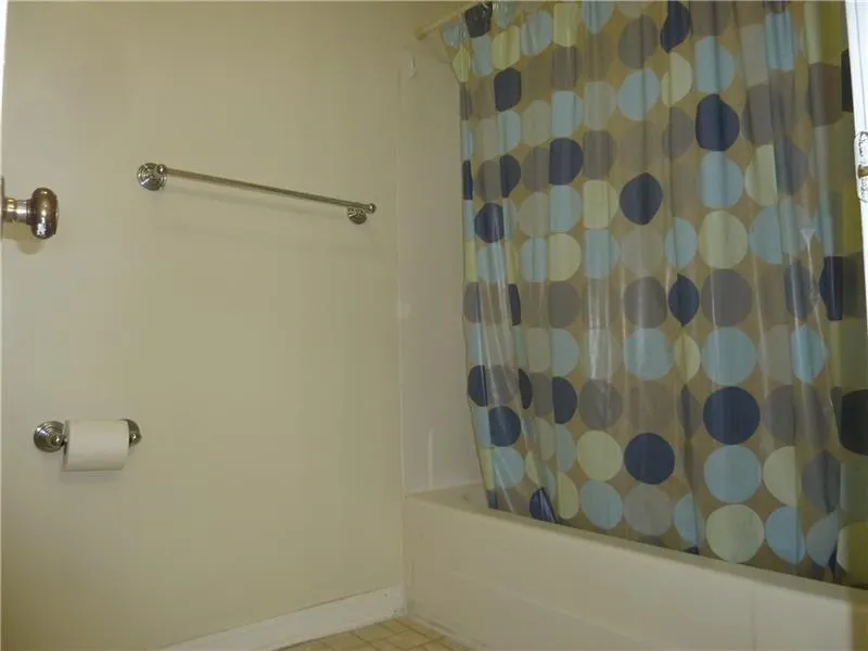 504 Abingdon Way, Sandy Springs, Georgia 30328, 2 Bedrooms Bedrooms, ,2 BathroomsBathrooms,Residential,Sold,504 Abingdon Way,6765101