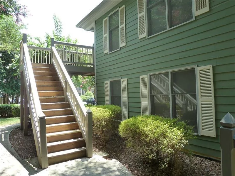 504 Abingdon Way, Sandy Springs, Georgia 30328, 2 Bedrooms Bedrooms, ,2 BathroomsBathrooms,Residential,Sold,504 Abingdon Way,6765101