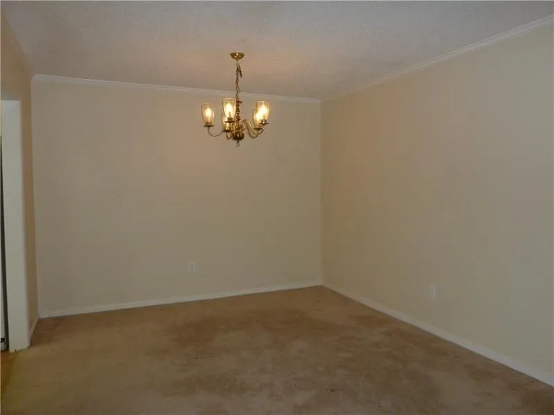 504 Abingdon Way, Sandy Springs, Georgia 30328, 2 Bedrooms Bedrooms, ,2 BathroomsBathrooms,Residential,Sold,504 Abingdon Way,6765101