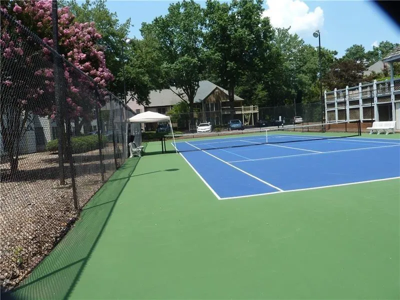 504 Abingdon Way, Sandy Springs, Georgia 30328, 2 Bedrooms Bedrooms, ,2 BathroomsBathrooms,Residential,Sold,504 Abingdon Way,6765101