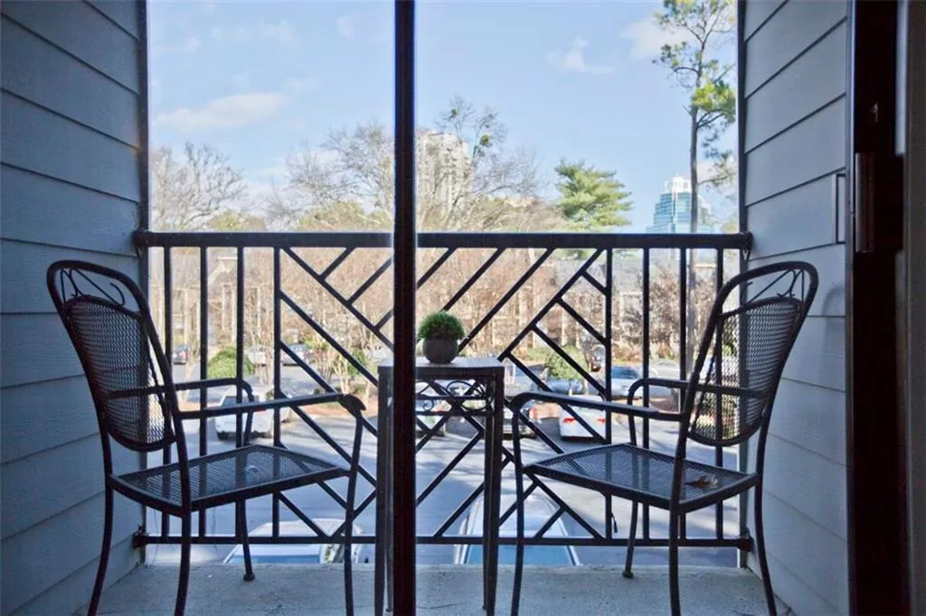 116 Goldrush Circle, Atlanta, Georgia 30328, 3 Bedrooms Bedrooms, ,2 BathroomsBathrooms,Residential,Sold,116 Goldrush Circle,6656950