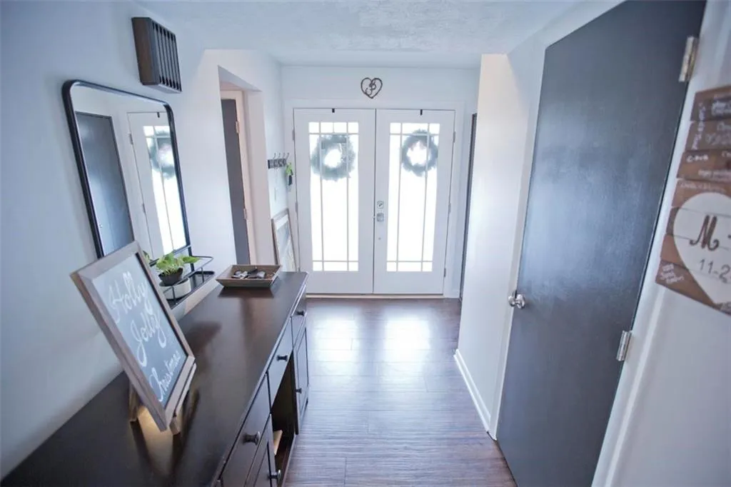 116 Goldrush Circle, Atlanta, Georgia 30328, 3 Bedrooms Bedrooms, ,2 BathroomsBathrooms,Residential,Sold,116 Goldrush Circle,6656950