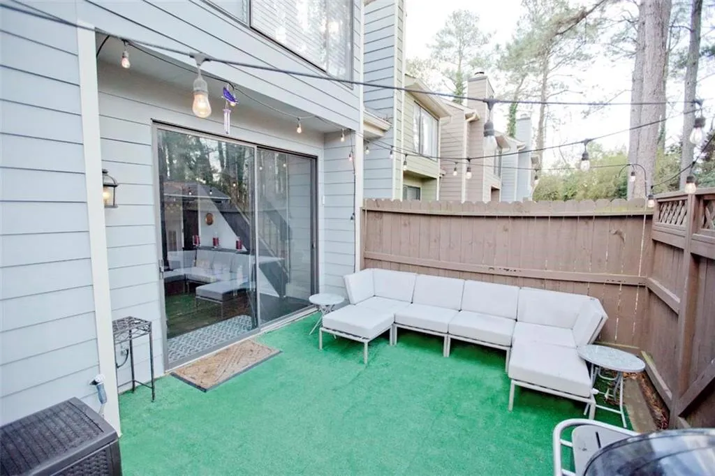 116 Goldrush Circle, Atlanta, Georgia 30328, 3 Bedrooms Bedrooms, ,2 BathroomsBathrooms,Residential,Sold,116 Goldrush Circle,6656950