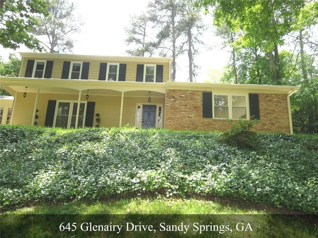 645 Glenairy Drive, Sandy Springs, Georgia 30328, 4 Bedrooms Bedrooms, ,2 BathroomsBathrooms,Residential,Sold,645 Glenairy Drive,5689962