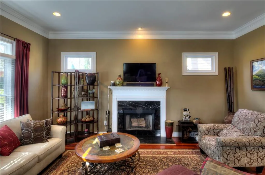 2468 Rutherford Street Nw, Atlanta, Georgia 30318, 4 Bedrooms Bedrooms, ,3 BathroomsBathrooms,Residential,Sold,2468 Rutherford Street Nw,5655517