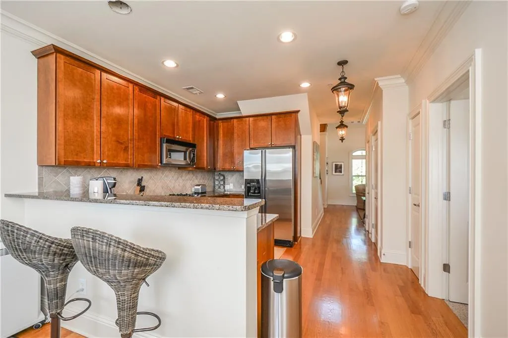 274 Le Gran Bend, Sandy Springs, Georgia 30328, 2 Bedrooms Bedrooms, ,2 BathroomsBathrooms,Residential,Sold,274 Le Gran Bend,6541882