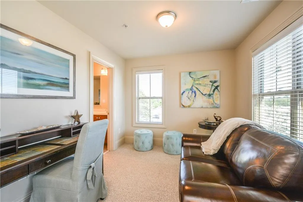 274 Le Gran Bend, Sandy Springs, Georgia 30328, 2 Bedrooms Bedrooms, ,2 BathroomsBathrooms,Residential,Sold,274 Le Gran Bend,6541882