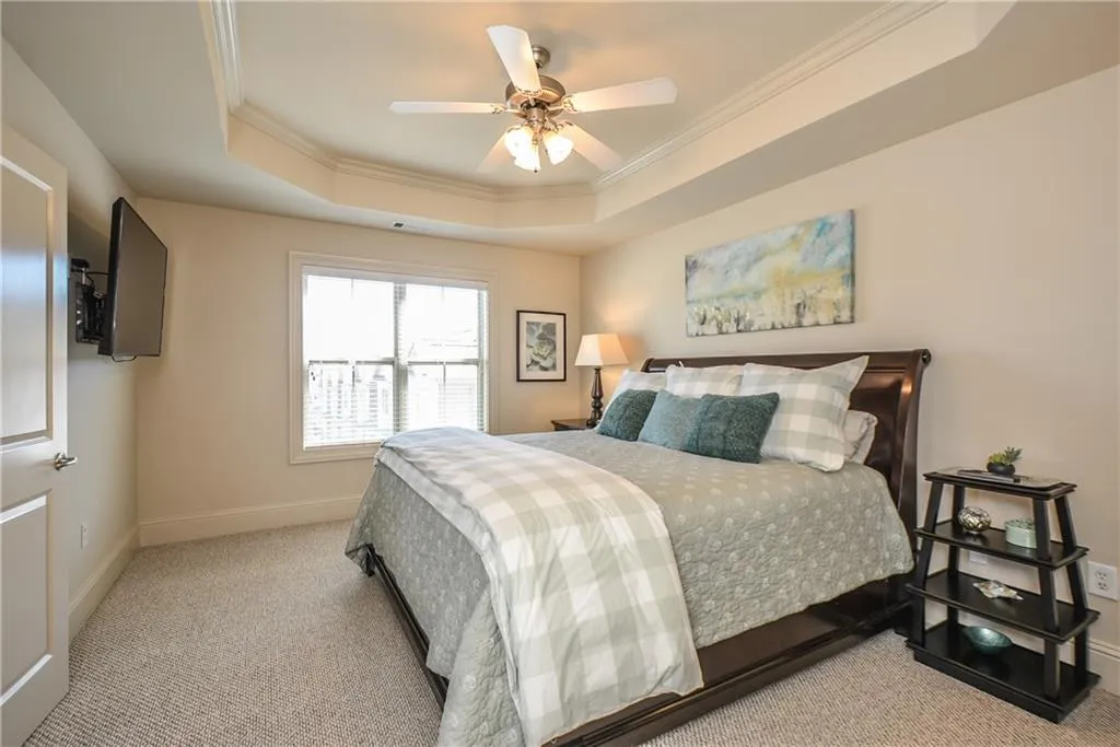 274 Le Gran Bend, Sandy Springs, Georgia 30328, 2 Bedrooms Bedrooms, ,2 BathroomsBathrooms,Residential,Sold,274 Le Gran Bend,6541882