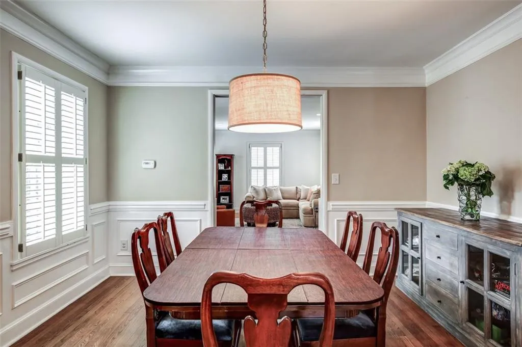 415 E Wesley Road, Atlanta, Georgia 30305, 4 Bedrooms Bedrooms, ,4 BathroomsBathrooms,Residential,Sold,415 E Wesley Road,5868925