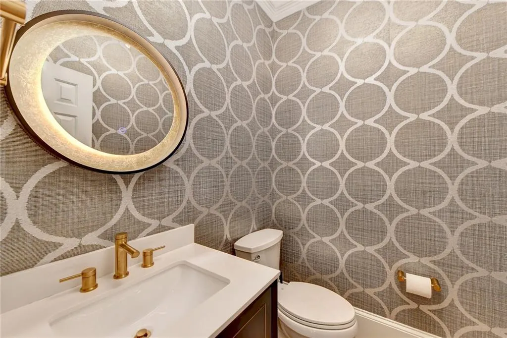 670 Mount Paran Road, Atlanta, Georgia 30327, 5 Bedrooms Bedrooms, ,4 BathroomsBathrooms,Residential,Sold,670 Mount Paran Road,7355332