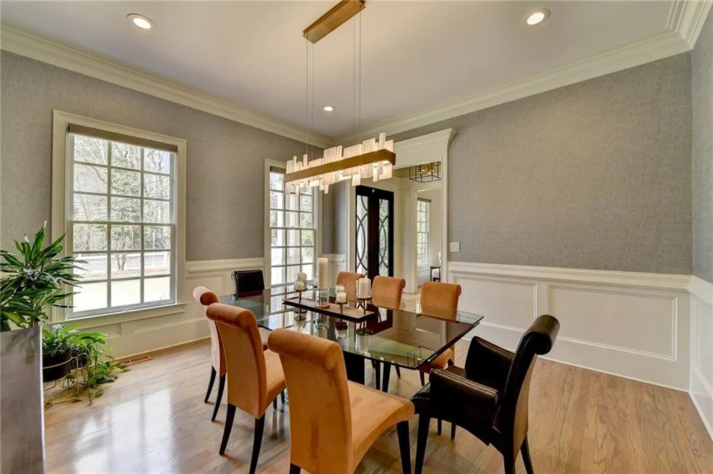 670 Mount Paran Road, Atlanta, Georgia 30327, 5 Bedrooms Bedrooms, ,4 BathroomsBathrooms,Residential,Sold,670 Mount Paran Road,7355332