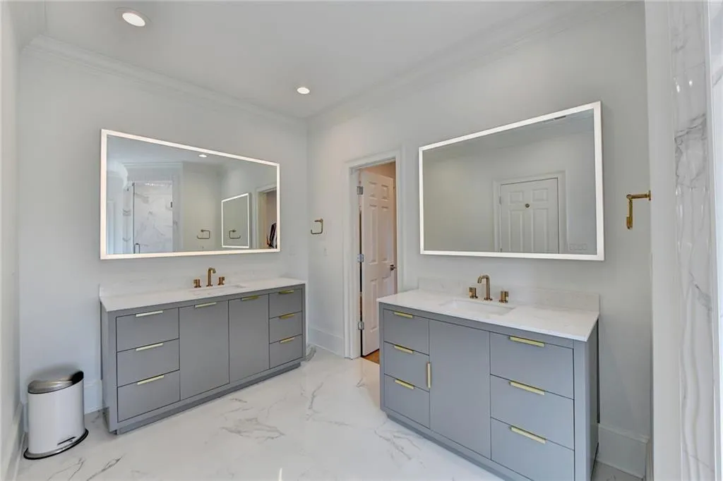 670 Mount Paran Road, Atlanta, Georgia 30327, 5 Bedrooms Bedrooms, ,4 BathroomsBathrooms,Residential,Sold,670 Mount Paran Road,7355332