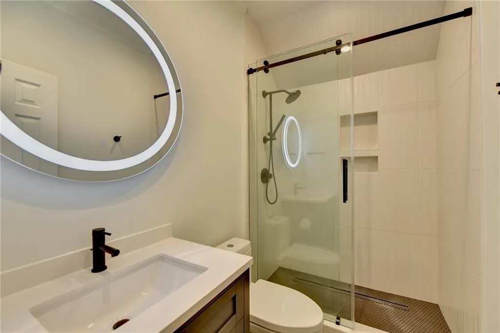 670 Mount Paran Road, Atlanta, Georgia 30327, 5 Bedrooms Bedrooms, ,4 BathroomsBathrooms,Residential,Sold,670 Mount Paran Road,7355332