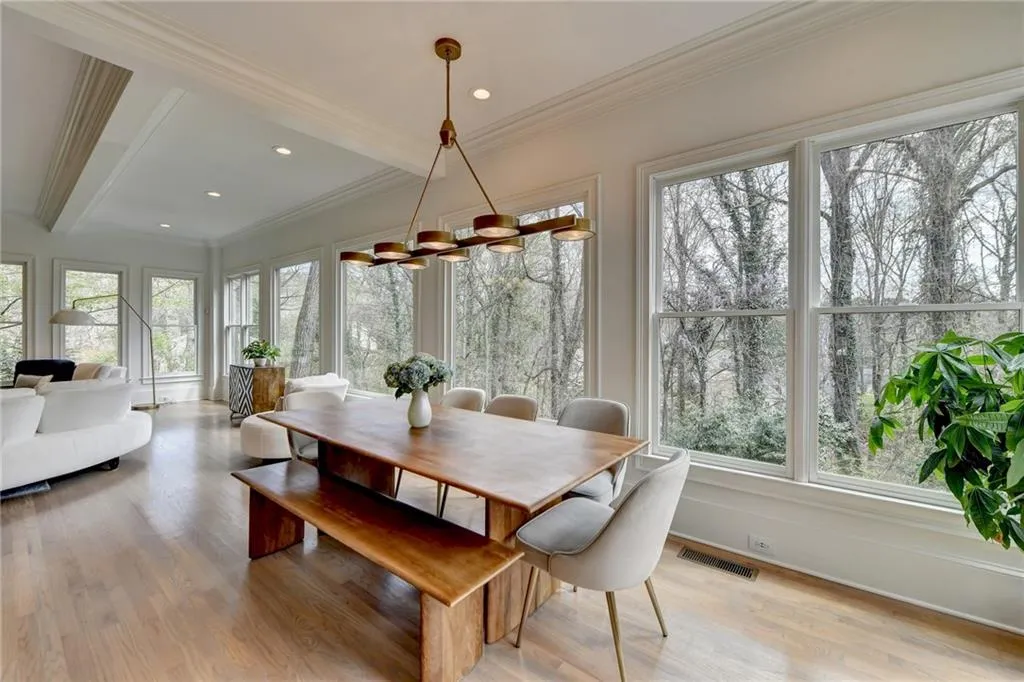 670 Mount Paran Road, Atlanta, Georgia 30327, 5 Bedrooms Bedrooms, ,4 BathroomsBathrooms,Residential,Sold,670 Mount Paran Road,7355332