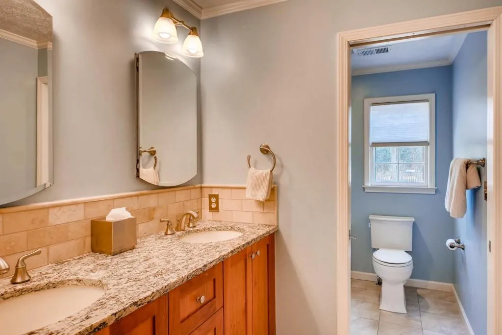 2365 Kimbrough Court, Sandy Springs, Georgia 30350, 4 Bedrooms Bedrooms, ,3 BathroomsBathrooms,Residential,Sold,2365 Kimbrough Court,5953247