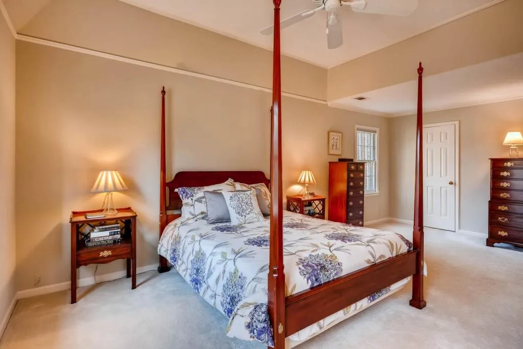 2365 Kimbrough Court, Sandy Springs, Georgia 30350, 4 Bedrooms Bedrooms, ,3 BathroomsBathrooms,Residential,Sold,2365 Kimbrough Court,5953247