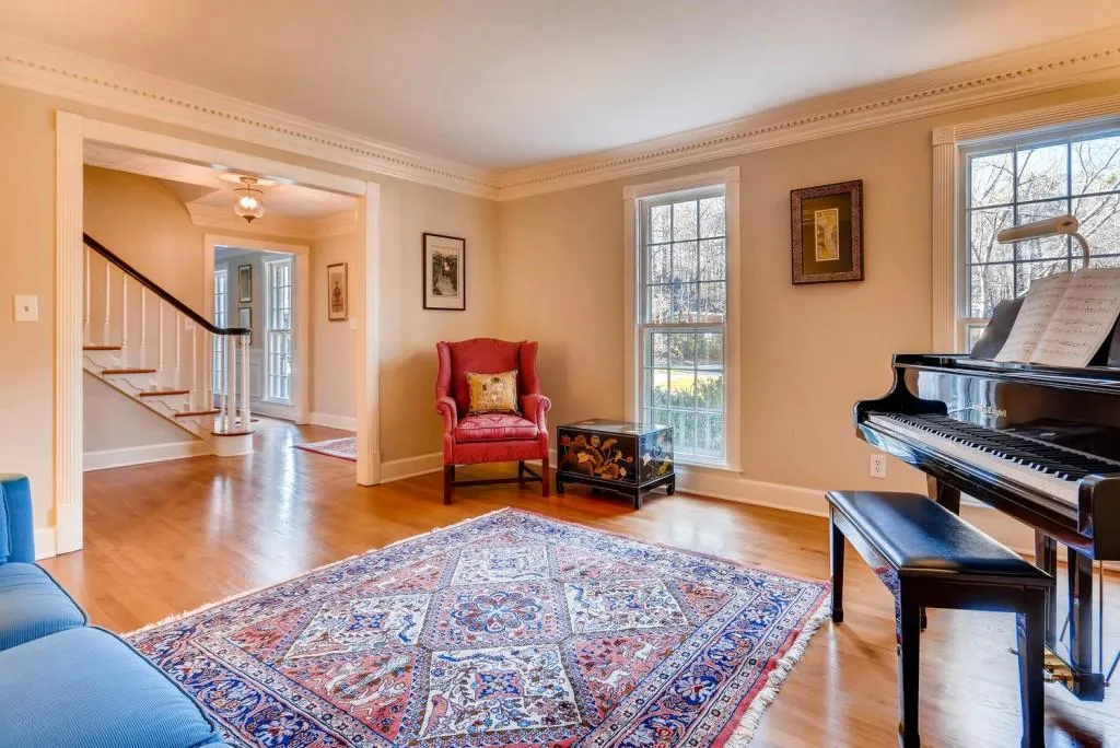 2365 Kimbrough Court, Sandy Springs, Georgia 30350, 4 Bedrooms Bedrooms, ,3 BathroomsBathrooms,Residential,Sold,2365 Kimbrough Court,5953247