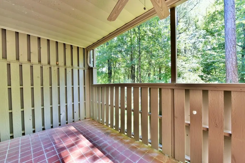 104 Woodcliff Drive, Sandy Springs, Georgia 30350, 2 Bedrooms Bedrooms, ,2 BathroomsBathrooms,Residential,Sold,104 Woodcliff Drive,5907984