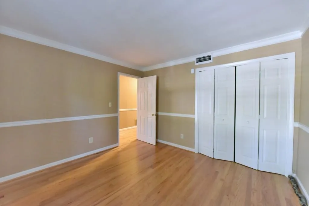 104 Woodcliff Drive, Sandy Springs, Georgia 30350, 2 Bedrooms Bedrooms, ,2 BathroomsBathrooms,Residential,Sold,104 Woodcliff Drive,5907984