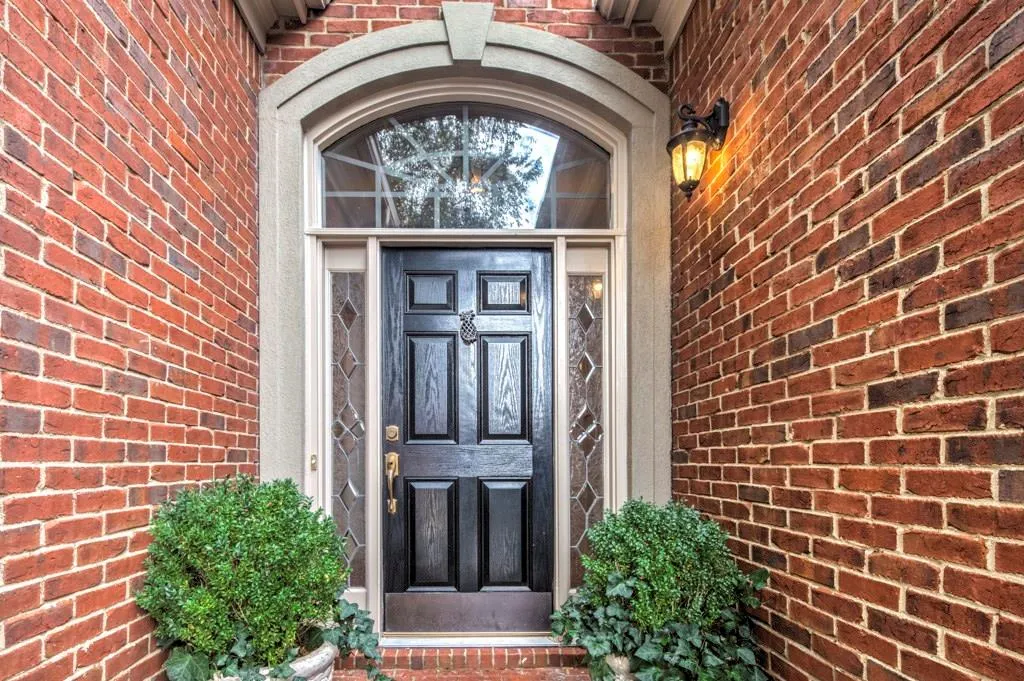 6330 Glen Oaks Lane, Atlanta, Georgia 30328, 4 Bedrooms Bedrooms, ,3 BathroomsBathrooms,Residential,Sold,6330 Glen Oaks Lane,5932101