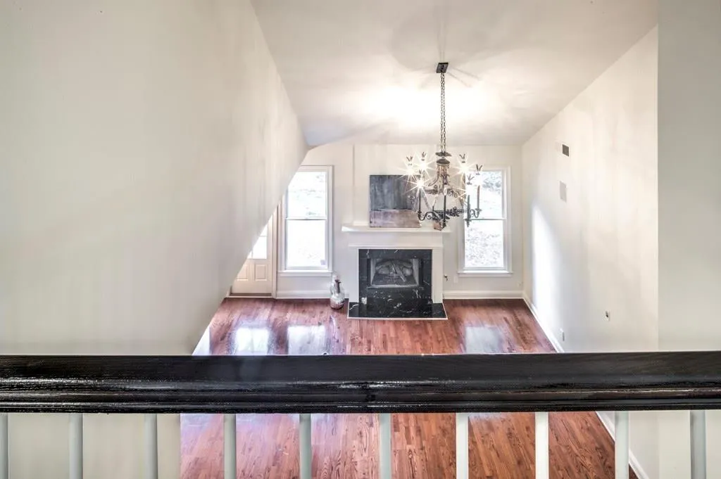 6330 Glen Oaks Lane, Atlanta, Georgia 30328, 4 Bedrooms Bedrooms, ,3 BathroomsBathrooms,Residential,Sold,6330 Glen Oaks Lane,5932101