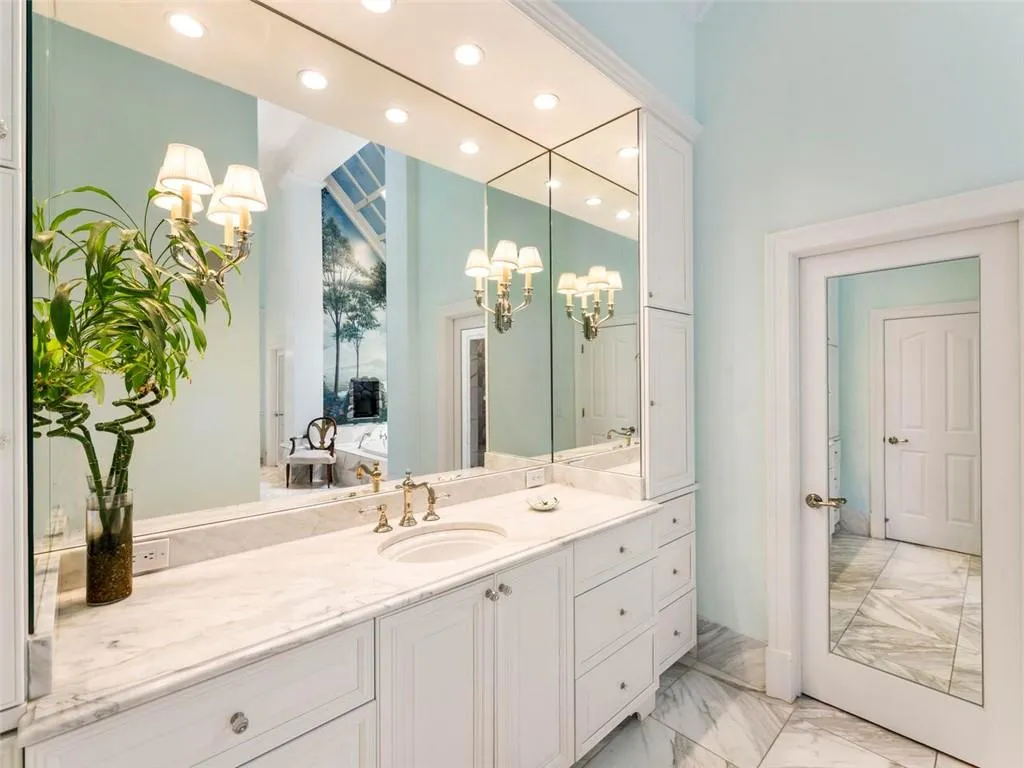 925 Reds Ridge Court, Atlanta, Georgia 30327, 5 Bedrooms Bedrooms, ,6 BathroomsBathrooms,Residential,Sold,925 Reds Ridge Court,6885187