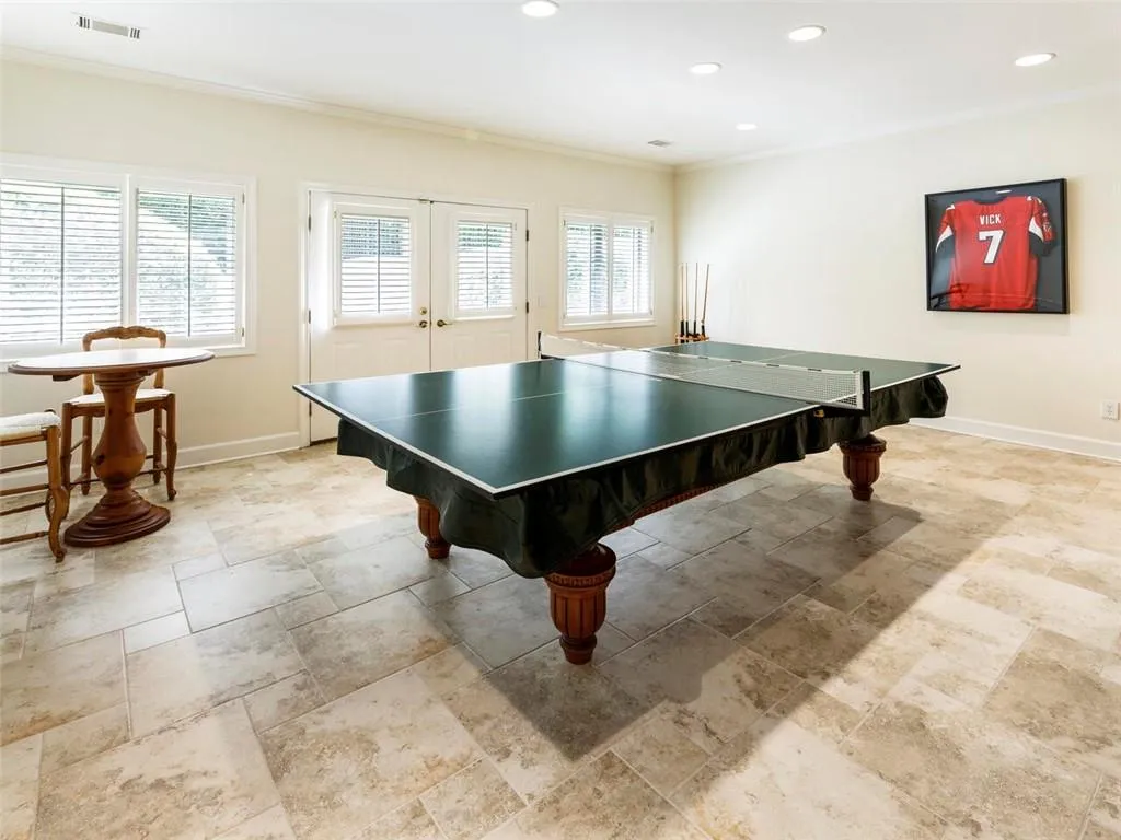 925 Reds Ridge Court, Atlanta, Georgia 30327, 5 Bedrooms Bedrooms, ,6 BathroomsBathrooms,Residential,Sold,925 Reds Ridge Court,6885187