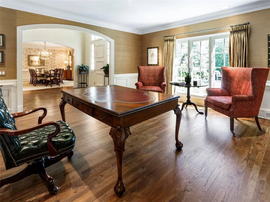 925 Reds Ridge Court, Atlanta, Georgia 30327, 5 Bedrooms Bedrooms, ,6 BathroomsBathrooms,Residential,Sold,925 Reds Ridge Court,6885187