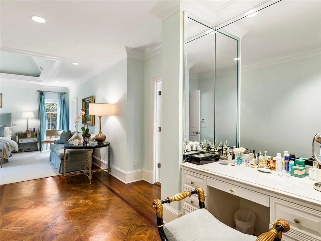 925 Reds Ridge Court, Atlanta, Georgia 30327, 5 Bedrooms Bedrooms, ,6 BathroomsBathrooms,Residential,Sold,925 Reds Ridge Court,6885187