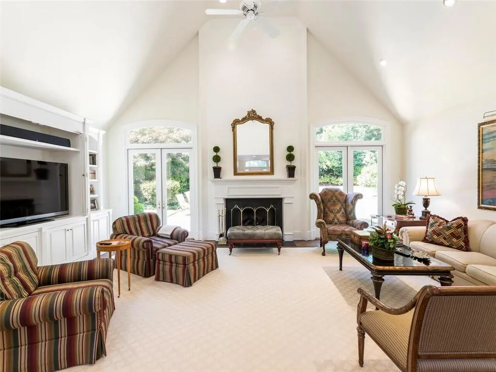 925 Reds Ridge Court, Atlanta, Georgia 30327, 5 Bedrooms Bedrooms, ,6 BathroomsBathrooms,Residential,Sold,925 Reds Ridge Court,6885187