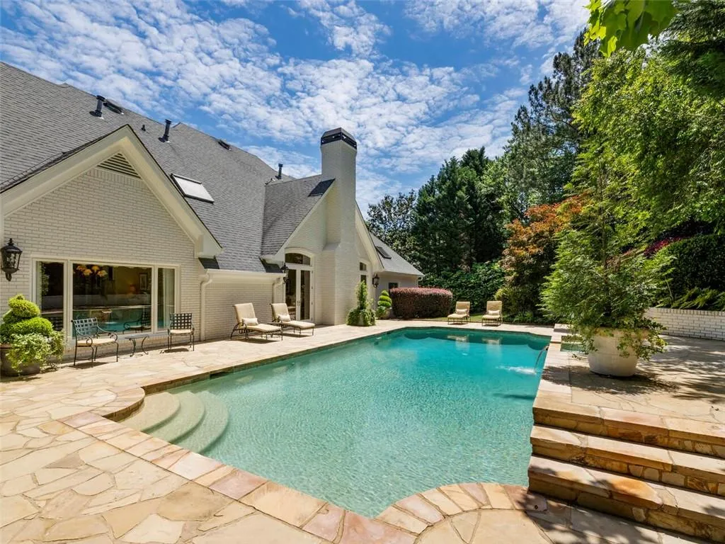 925 Reds Ridge Court, Atlanta, Georgia 30327, 5 Bedrooms Bedrooms, ,6 BathroomsBathrooms,Residential,Sold,925 Reds Ridge Court,6885187