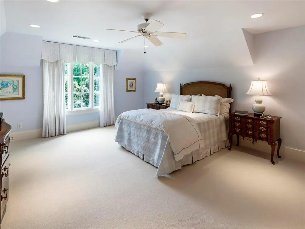 925 Reds Ridge Court, Atlanta, Georgia 30327, 5 Bedrooms Bedrooms, ,6 BathroomsBathrooms,Residential,Sold,925 Reds Ridge Court,6885187