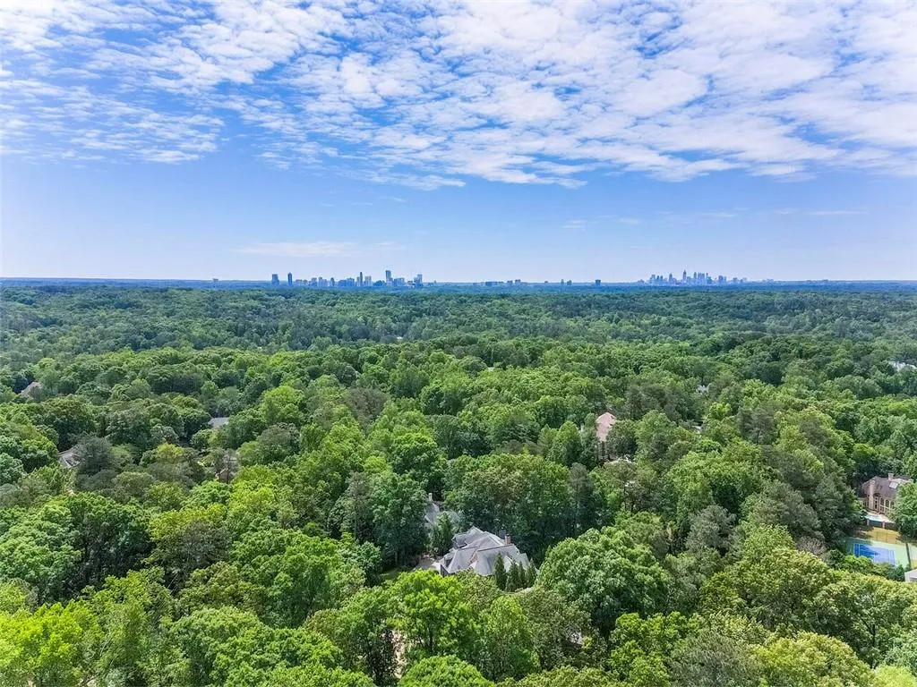 925 Reds Ridge Court, Atlanta, Georgia 30327, 5 Bedrooms Bedrooms, ,6 BathroomsBathrooms,Residential,Sold,925 Reds Ridge Court,6885187