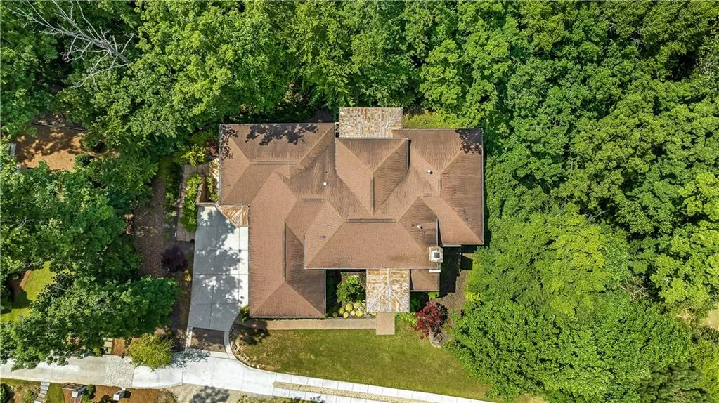 933 Altamira Lane, Sandy Springs, Georgia 30350, 4 Bedrooms Bedrooms, ,4 BathroomsBathrooms,Residential,Sold,933 Altamira Lane,7417180 933 Altamira Lane, Sandy Springs, Georgia 30350, 4 Bedrooms Bedrooms, ,4 BathroomsBathrooms,Residential,Sold,933 Altamira Lane,7417180