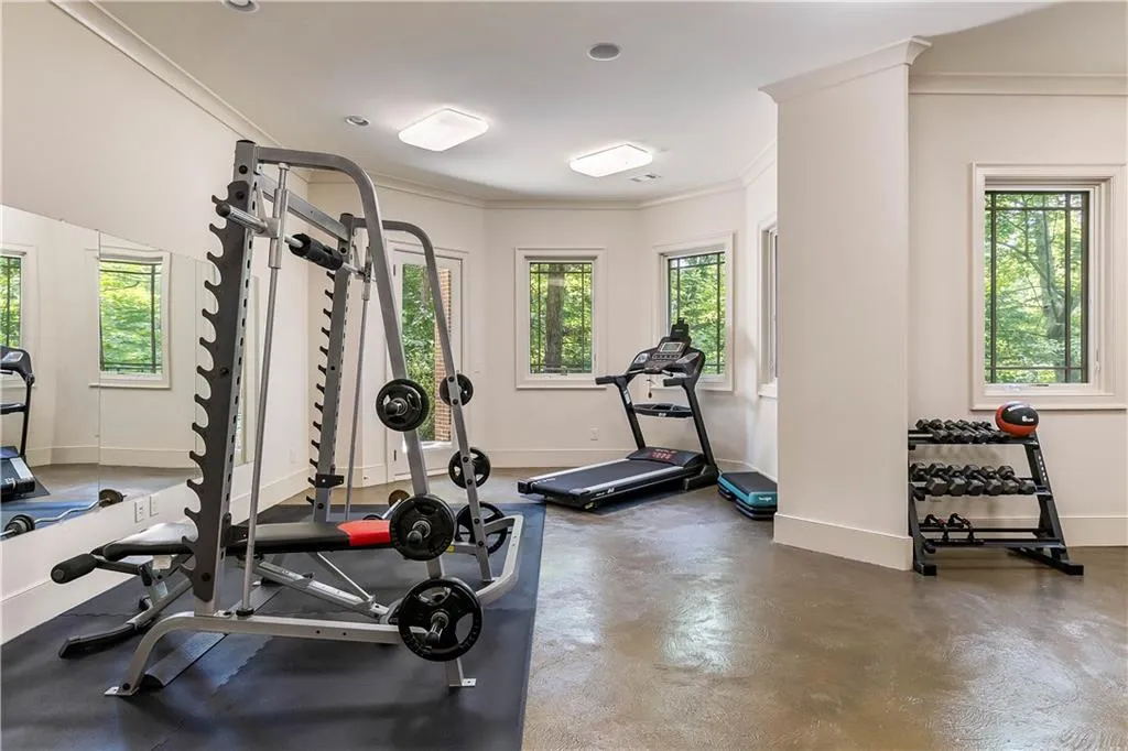 933 Altamira Lane, Sandy Springs, Georgia 30350, 4 Bedrooms Bedrooms, ,4 BathroomsBathrooms,Residential,Sold,933 Altamira Lane,7417180 933 Altamira Lane, Sandy Springs, Georgia 30350, 4 Bedrooms Bedrooms, ,4 BathroomsBathrooms,Residential,Sold,933 Altamira Lane,7417180