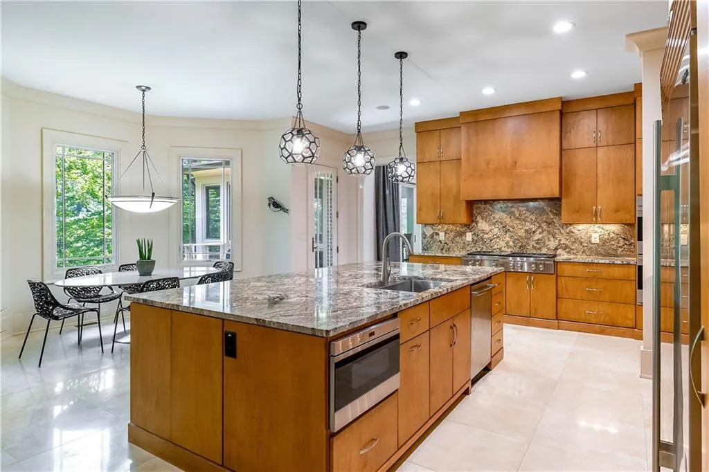 933 Altamira Lane, Sandy Springs, Georgia 30350, 4 Bedrooms Bedrooms, ,4 BathroomsBathrooms,Residential,Sold,933 Altamira Lane,7417180 933 Altamira Lane, Sandy Springs, Georgia 30350, 4 Bedrooms Bedrooms, ,4 BathroomsBathrooms,Residential,Sold,933 Altamira Lane,7417180