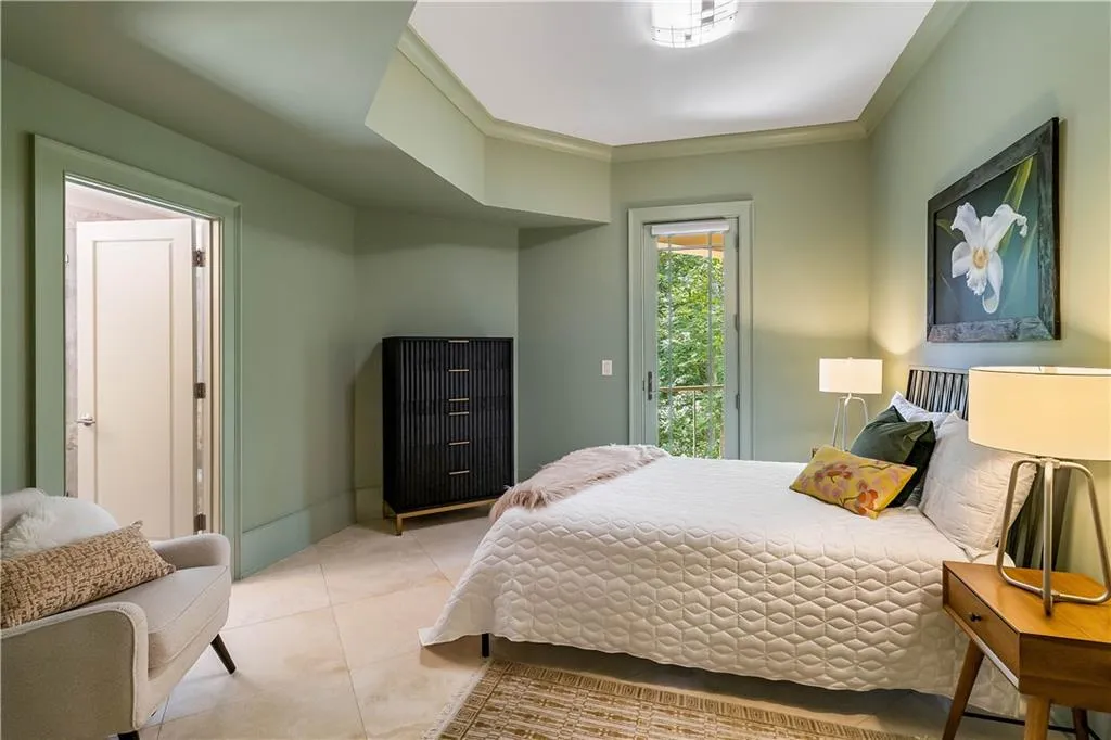 933 Altamira Lane, Sandy Springs, Georgia 30350, 4 Bedrooms Bedrooms, ,4 BathroomsBathrooms,Residential,Sold,933 Altamira Lane,7417180 933 Altamira Lane, Sandy Springs, Georgia 30350, 4 Bedrooms Bedrooms, ,4 BathroomsBathrooms,Residential,Sold,933 Altamira Lane,7417180