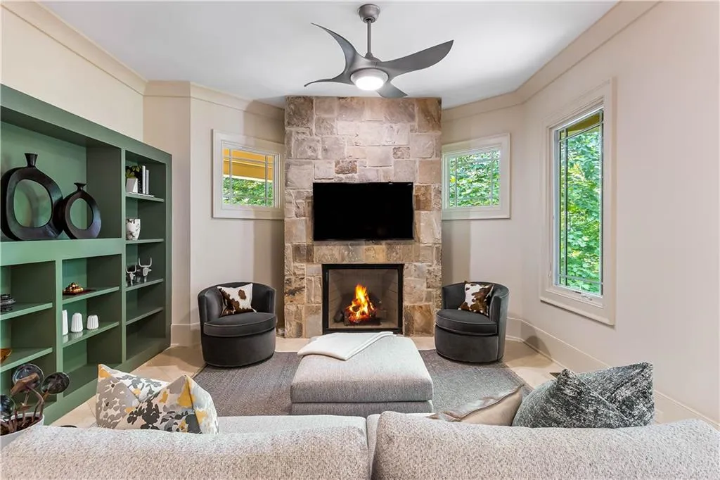 933 Altamira Lane, Sandy Springs, Georgia 30350, 4 Bedrooms Bedrooms, ,4 BathroomsBathrooms,Residential,Sold,933 Altamira Lane,7417180 933 Altamira Lane, Sandy Springs, Georgia 30350, 4 Bedrooms Bedrooms, ,4 BathroomsBathrooms,Residential,Sold,933 Altamira Lane,7417180