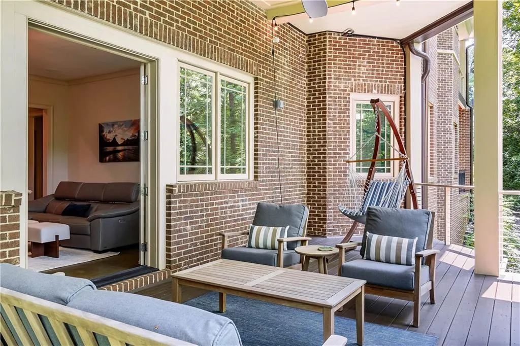 933 Altamira Lane, Sandy Springs, Georgia 30350, 4 Bedrooms Bedrooms, ,4 BathroomsBathrooms,Residential,Sold,933 Altamira Lane,7417180 933 Altamira Lane, Sandy Springs, Georgia 30350, 4 Bedrooms Bedrooms, ,4 BathroomsBathrooms,Residential,Sold,933 Altamira Lane,7417180