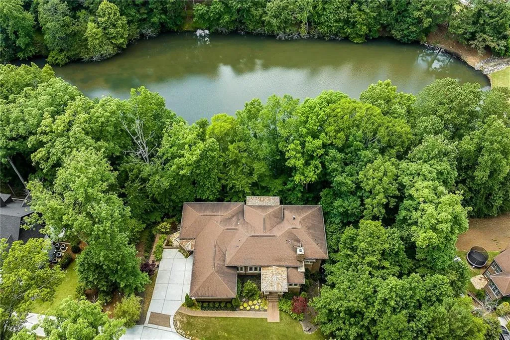 933 Altamira Lane, Sandy Springs, Georgia 30350, 4 Bedrooms Bedrooms, ,4 BathroomsBathrooms,Residential,Sold,933 Altamira Lane,7417180 933 Altamira Lane, Sandy Springs, Georgia 30350, 4 Bedrooms Bedrooms, ,4 BathroomsBathrooms,Residential,Sold,933 Altamira Lane,7417180