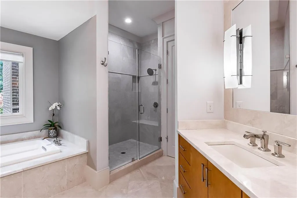 933 Altamira Lane, Sandy Springs, Georgia 30350, 4 Bedrooms Bedrooms, ,4 BathroomsBathrooms,Residential,Sold,933 Altamira Lane,7417180 933 Altamira Lane, Sandy Springs, Georgia 30350, 4 Bedrooms Bedrooms, ,4 BathroomsBathrooms,Residential,Sold,933 Altamira Lane,7417180