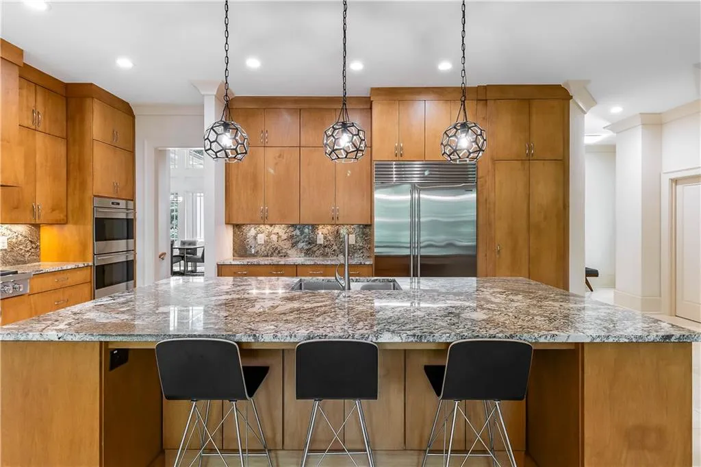 933 Altamira Lane, Sandy Springs, Georgia 30350, 4 Bedrooms Bedrooms, ,4 BathroomsBathrooms,Residential,Sold,933 Altamira Lane,7417180 933 Altamira Lane, Sandy Springs, Georgia 30350, 4 Bedrooms Bedrooms, ,4 BathroomsBathrooms,Residential,Sold,933 Altamira Lane,7417180