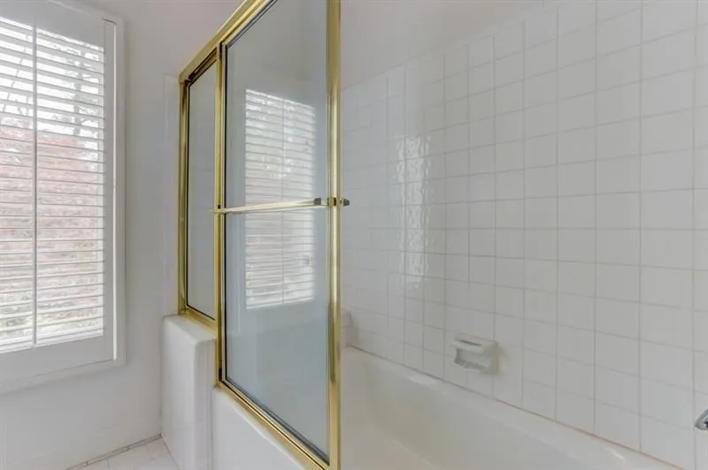 210 N Chambord Drive Nw, Atlanta, Georgia 30327, 6 Bedrooms Bedrooms, ,6 BathroomsBathrooms,Residential,Sold,210 N Chambord Drive Nw,5989590